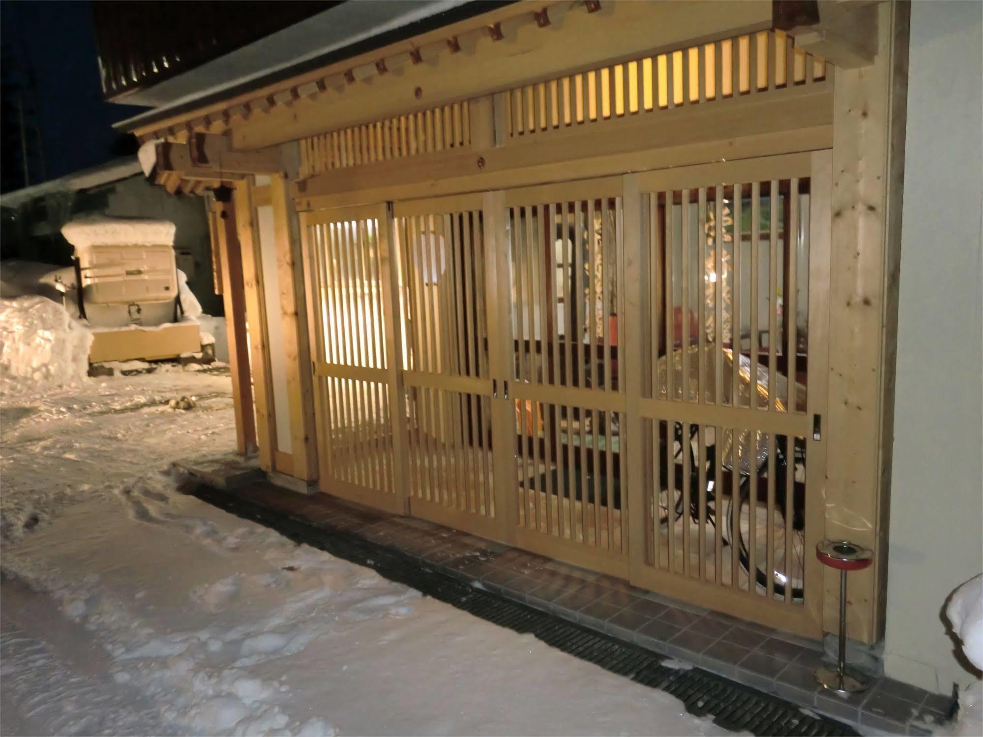 Onsen Minshuku Sakaeya Hotel Shizukuishi Exterior foto
